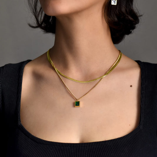 Evie Layered Necklace (green)